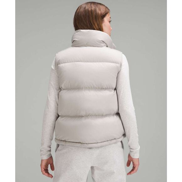 Lululemon Womens Wunder Puff Cropped Vest Size 4 Natural Ivory Outdoor Hiking - Picture 2 of 11